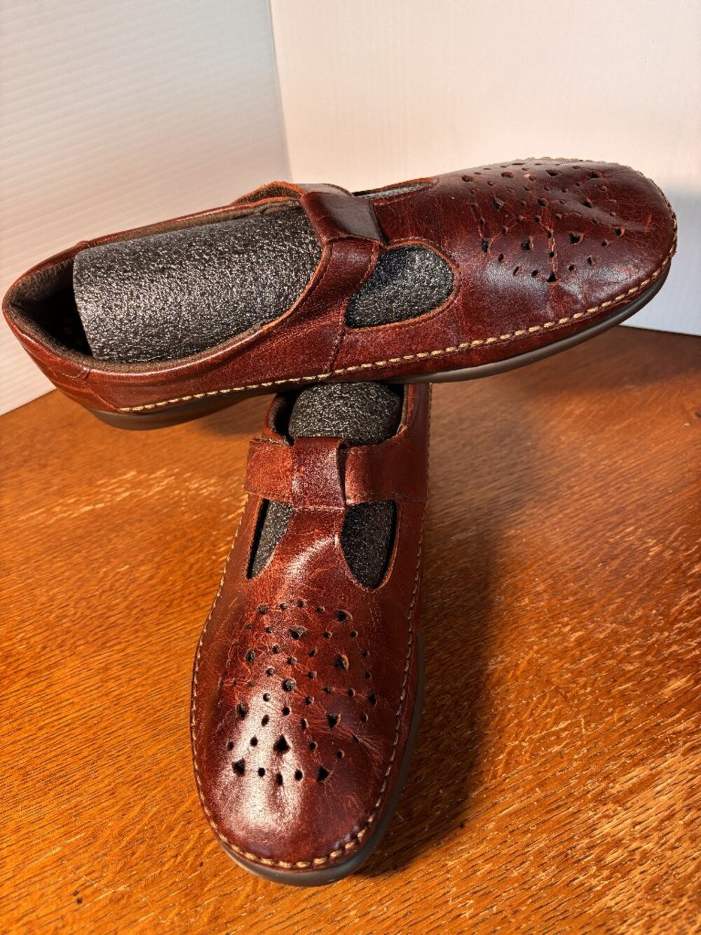 SAS Tripad Comfort Women's 10.5M Brown Leather Mary Jane T-Strap Slip On Shoes